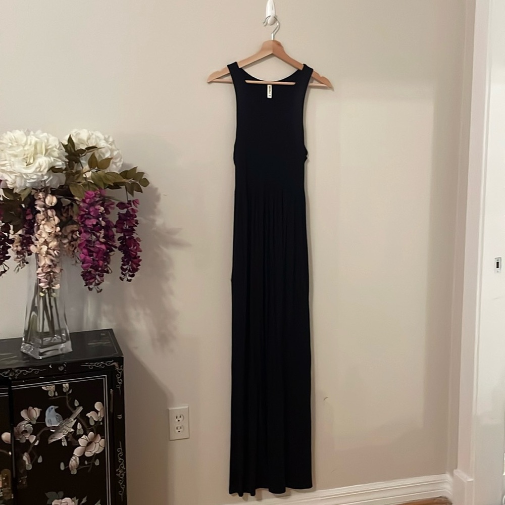 Black maxi